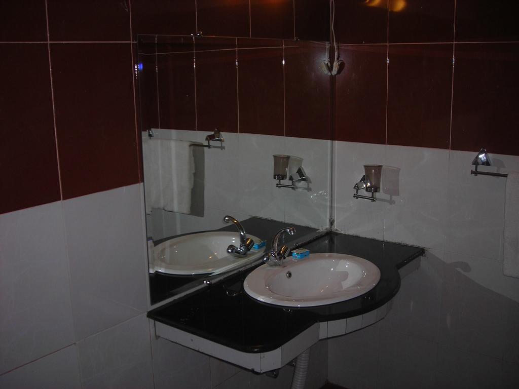 Amyl'S Garden Guest House Islamabad Bagian luar foto