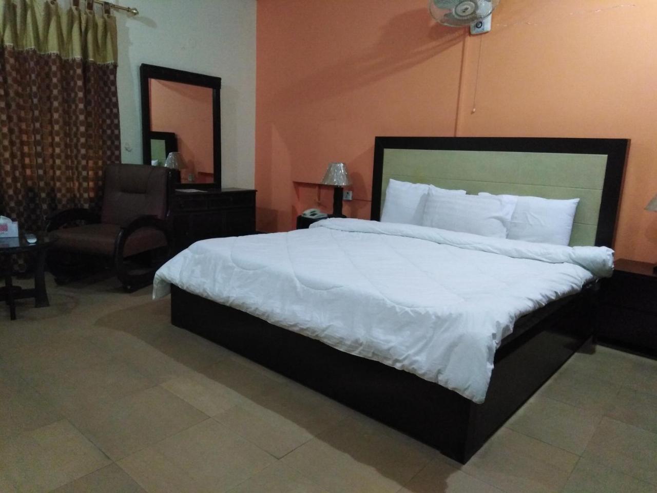 Amyl'S Garden Guest House Islamabad Bagian luar foto