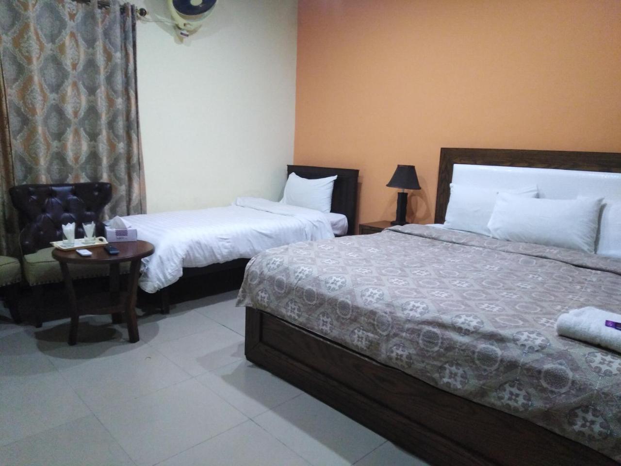 Amyl'S Garden Guest House Islamabad Bagian luar foto