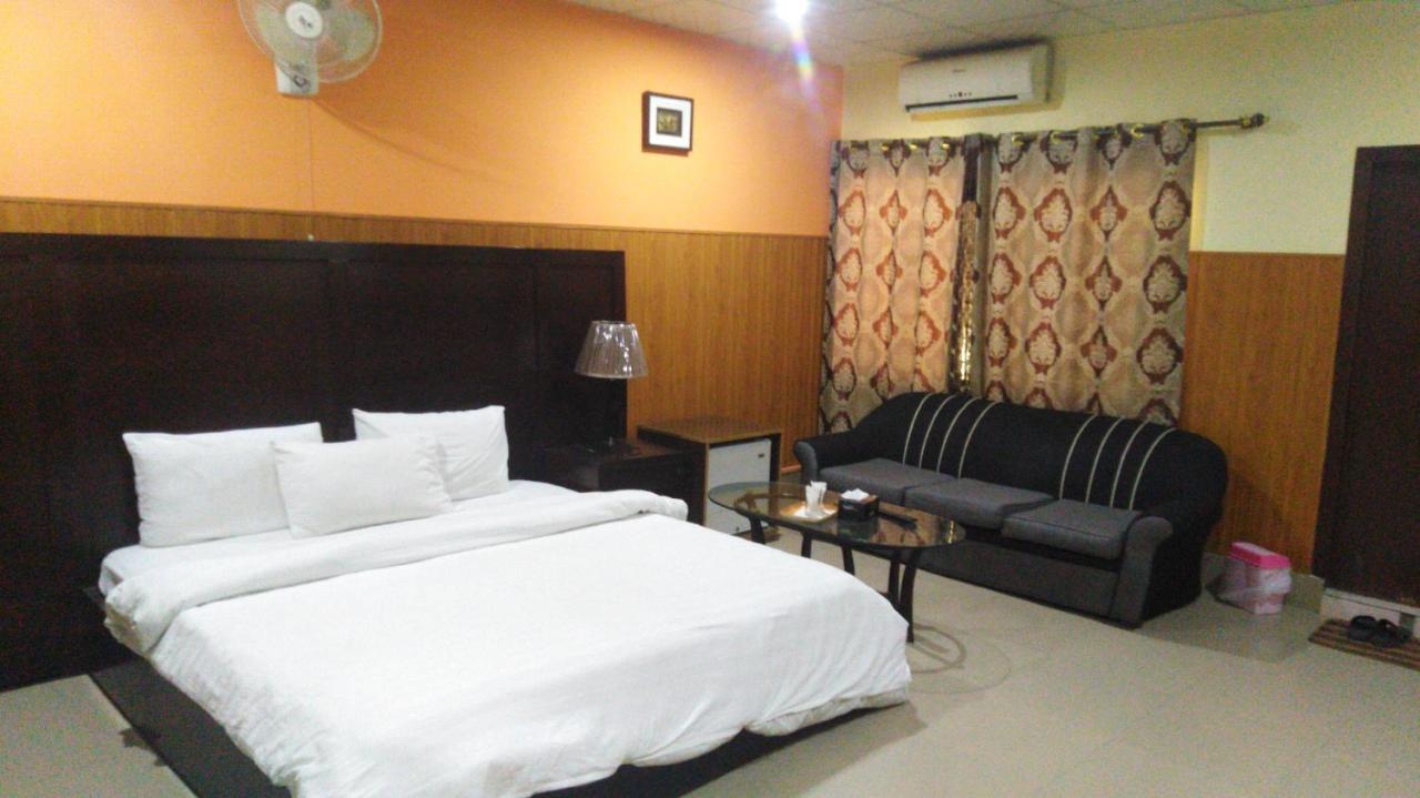 Amyl'S Garden Guest House Islamabad Bagian luar foto
