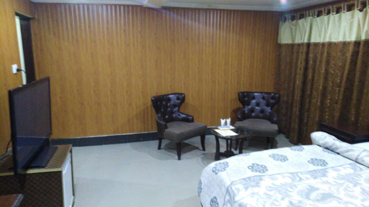 Amyl'S Garden Guest House Islamabad Bagian luar foto
