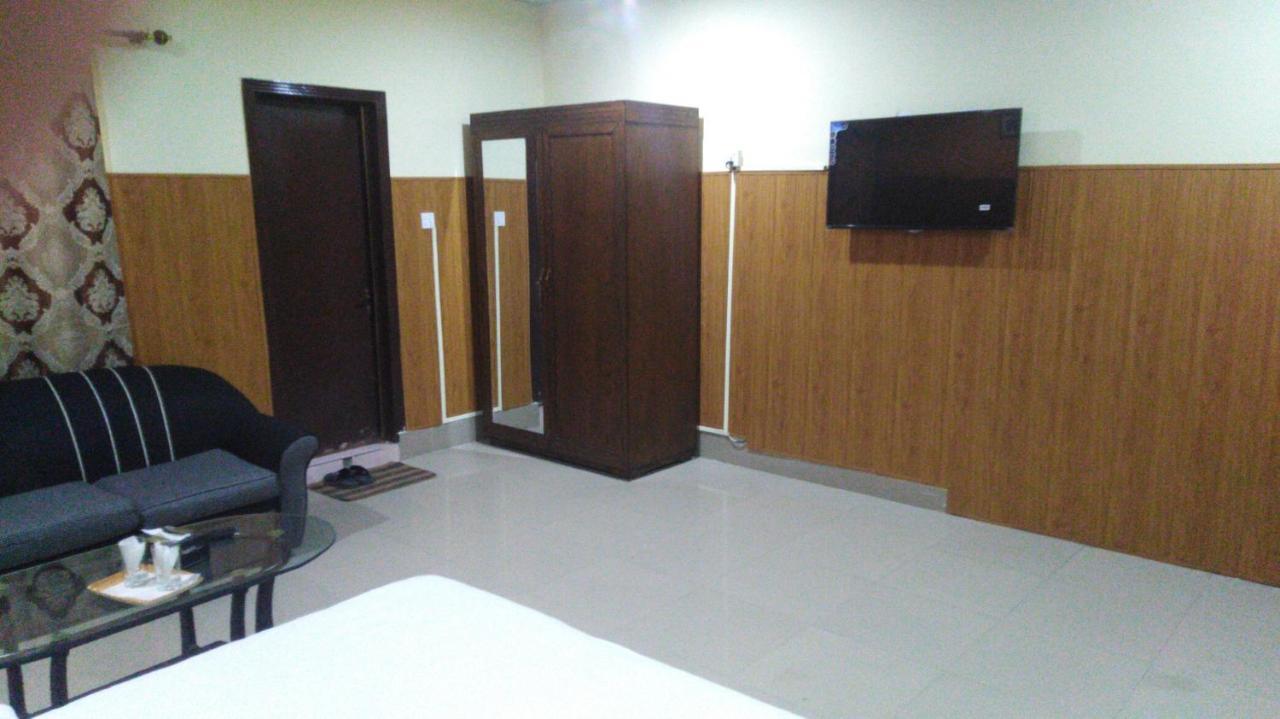 Amyl'S Garden Guest House Islamabad Bagian luar foto
